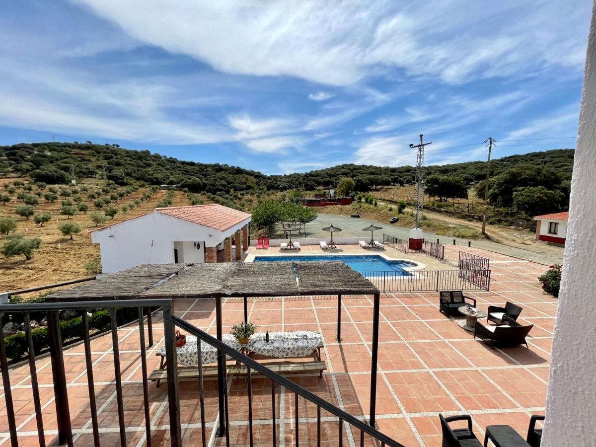 Santa Marta Complejo Rural Con Pista De Padel ξενώνας Archidona Εξωτερικό φωτογραφία